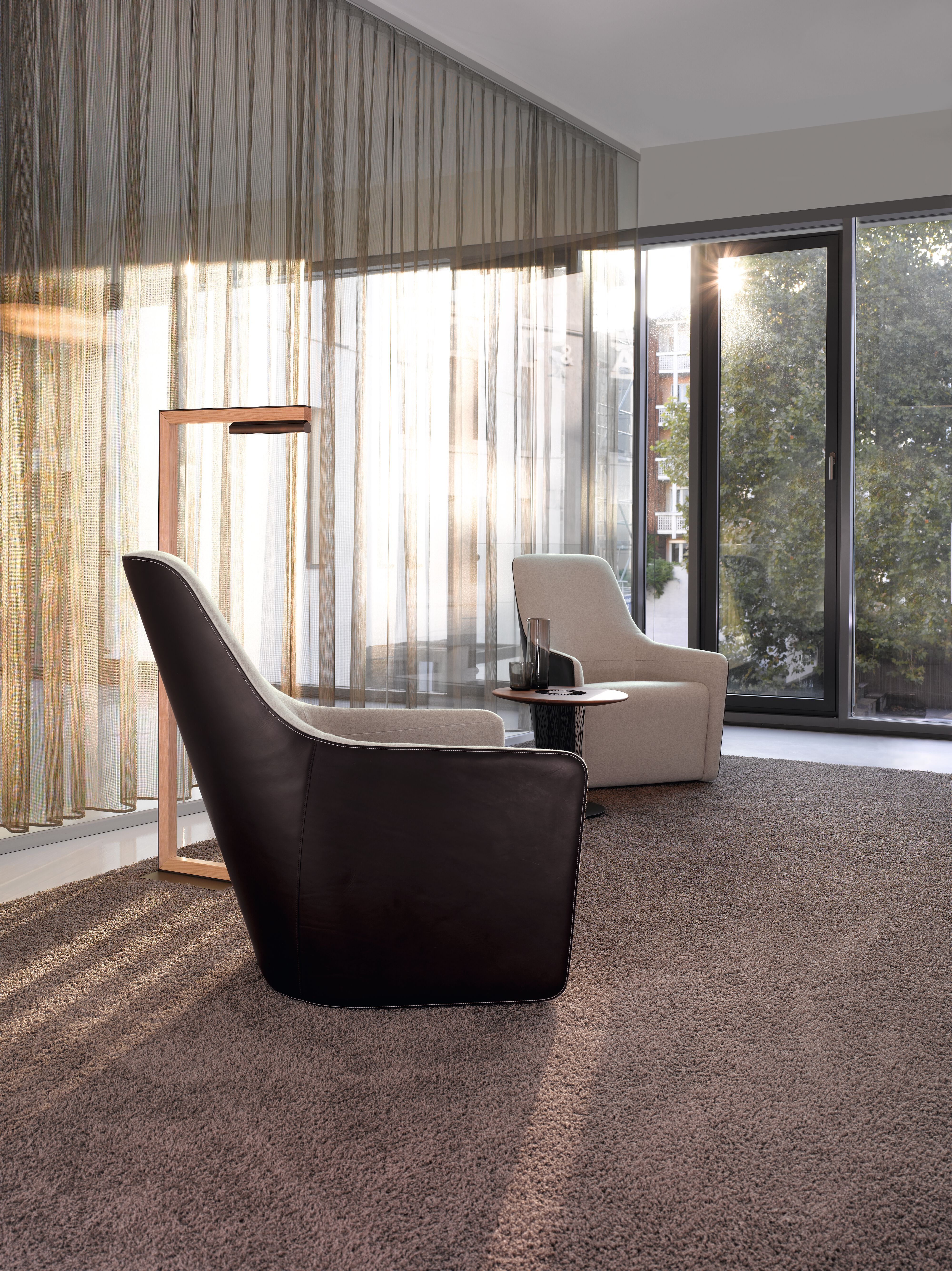 Walter Knoll: Locally Made / Estilo Furniture